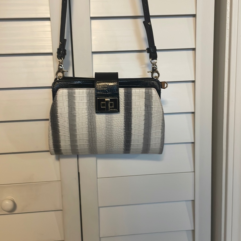 Beautiful Brahmin Vintage crossbody